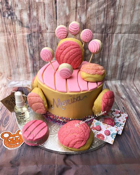 Pin On Beautiful Cakes Mini Cakes And Merigues