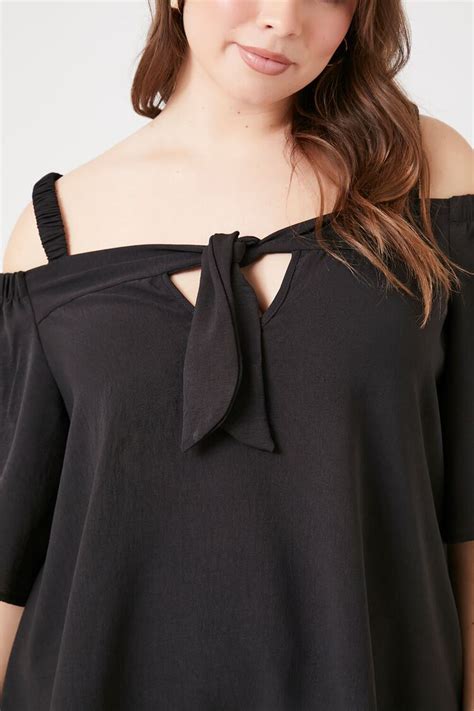 Plus Size Open Shoulder Top