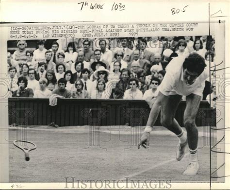 1971 Press Photo Seattle Tennis Player Tom Gorman Loses Racquet At