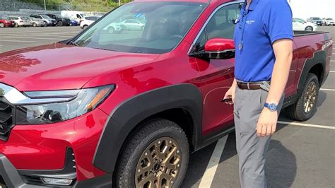 Honda Ridgeline Hpd Edition In Radiant Red Metallic At Upper