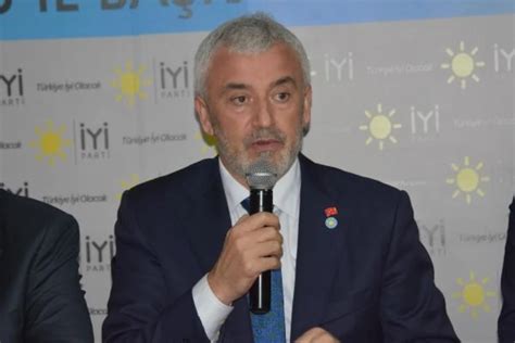 AK Parti den istifa eden Enver Yılmaz İYİ Parti ye katılıp Ordu