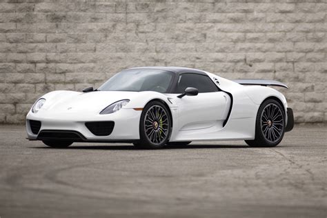 2015 Porsche 918 Spyder Weissach