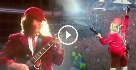 AC/DC Performs "Thunderstruck" Live for 1991 Monsters of Rock Festival