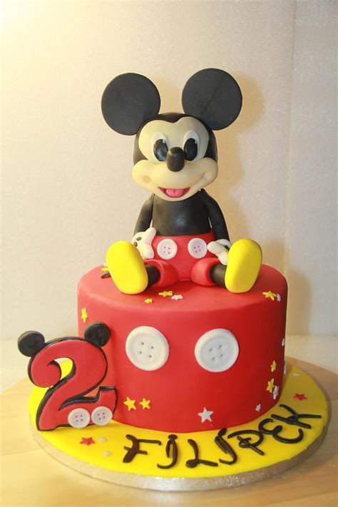 Mickey Mouse Decorated Cake By Dorty Od Bar I Cakesdecor