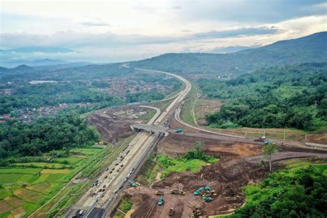 CMNP Pastikan Tol Cisumdawu Beroperasi Penuh Pada 2023