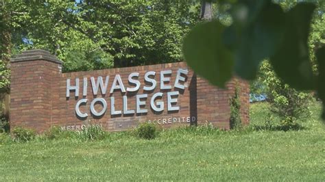 Hiwassee College alumni return to campus for answers on planned closure ...