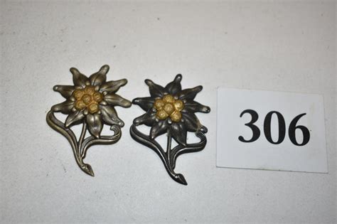 Lot - Two German Edelweiss Army Badge/Pins Nazi