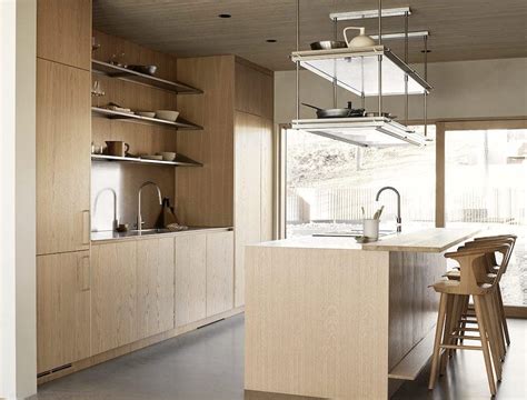 Nordiska Kök Designs Oak Kitchen With A Twist Detail In The Craft