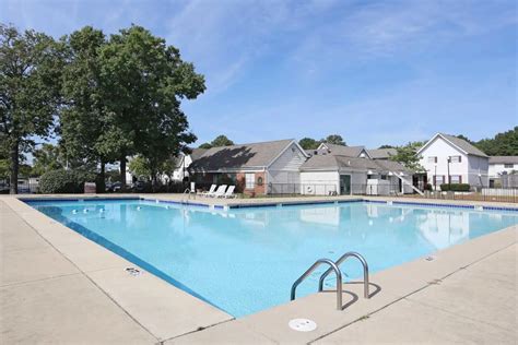 Highland Chateau 5246 Raleigh Lagrange Rd Memphis Tn Apartments For Rent Rent