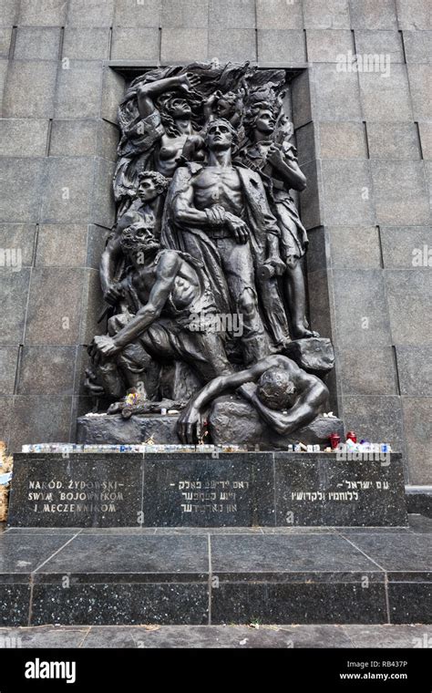 Monumento A Los H Roes Del Gueto De Varsovia Polonia Que Conmemora El