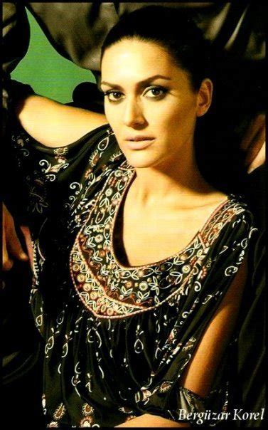 Berg Zar Korel Binbir Gece Photo Fanpop