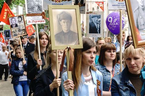 Rostov on Don Rusia 9 de mayo de 2018 La gente en la procesión del