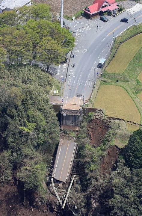 熊本地震：阿蘇大橋「迅速に再建」国直轄事業で 毎日新聞