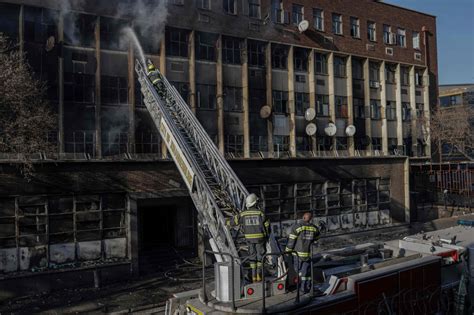 Building Fire In South Africas Johannesburg Kills At Least People