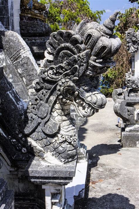 Stone Temple Guardian, Hindu Temple, Nusa Penida in Indonesia Stock ...