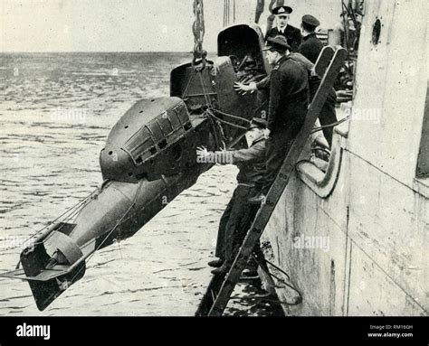 Nave Da Guerra Siluro Immagini E Fotografie Stock Ad Alta Risoluzione