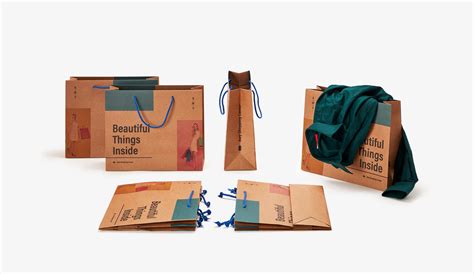 Printed Carrier Bags With A Custom Design │ Pixartprinting