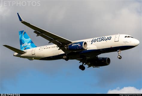 N807JB Airbus A320 232 JetBlue Airways Carlos Nieves JetPhotos