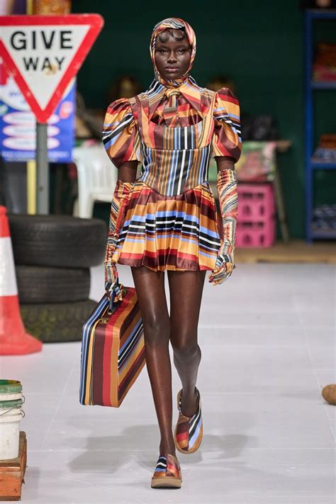 Tolu Coker Fall Ready To Wear Fashion Show Vogue In