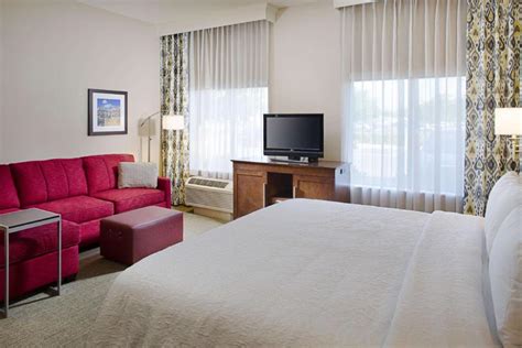 Hampton Inn Suites Palmdale Hotel (Palmdale) from £134 | lastminute.com