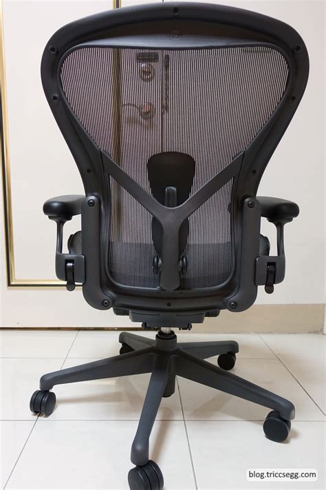 [開箱]Herman Miller Aeron 2.0(New Aeron)人體工學椅全功能款-人生第一把人體工學椅，直上椅皇！