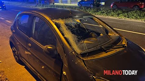 Incidente A Cormano Famiglia Travolta Da Un Auto Mamma Gravissima