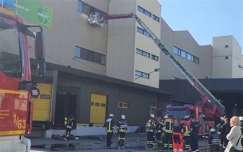 V Lklingen Feuer Bei Fr Chte Himbert Feuerwehr Berichtet Von Schaden