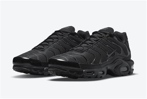 Nike Air Max Plus Triple Black Db0682 001 Release Date Sbd