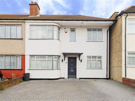 4 Bed End Terrace House For Sale In Hartland Drive Ruislip Ha4 £