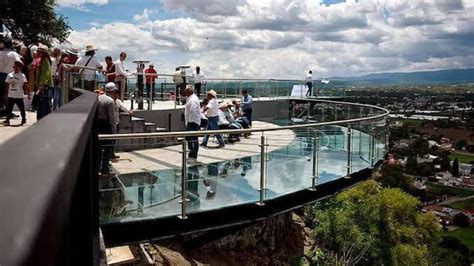 ¿qué Pasó En Atlixco Puebla Un Niño Cayó Del Mirador De Cristal Este