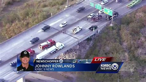 Multi Vehicle Crash Friday Afternoon Snarls I 435 At Highway 210