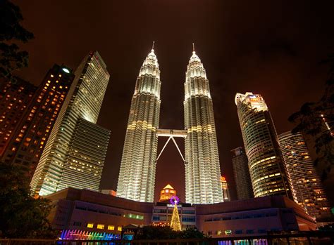 Find the Best Hotels Near the Twin Towers in Malaysia - Malaysia GoTo