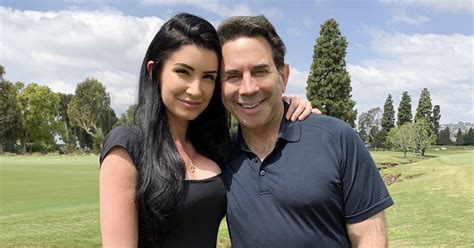 Botched S Dr Paul Nassif Marries Brittany Pattakos Celebrates With Greece Wedding Reception