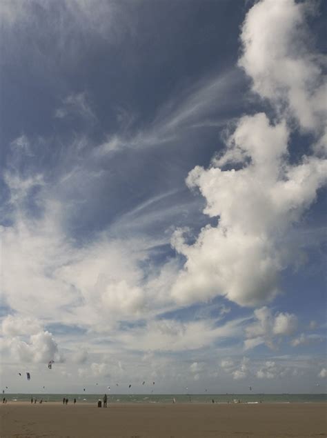 Majestic Clouds At Scheveningen Beach Schilderij Lucht Schilder