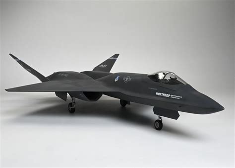 HobbyBoss 1/48 YF-23 - Hobby Boss - iModeler