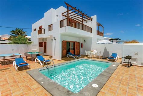 Luxury Holidays in Lanzarote (Travel Inspiration!) | HomeToGo