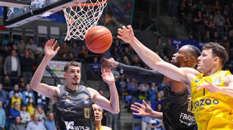 Basketball Bundesliga Skyliners Frankfurt Gegen Alba Berlin Ohne