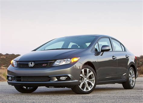 Honda Civic Si Sedan Hd Pictures Carsinvasion