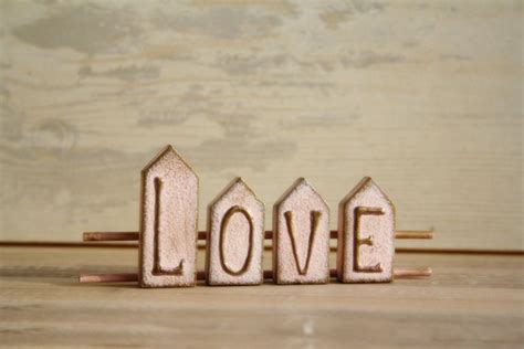 Love Sign Home Decor Wooden Sign Rustic Shabby Wooden Decor