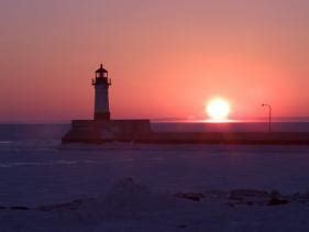 'Canal Park Lighthouse at Dawn, Canal Park, Duluth, Minnesota, USA ...