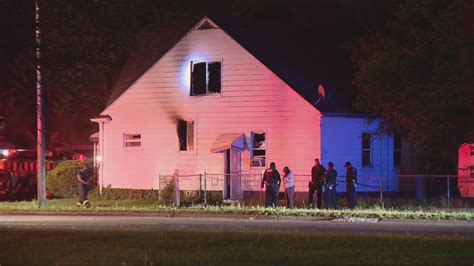 Detroit House Fire Leaves 1 Dead 1 Hospitalized Fox 2 Detroit