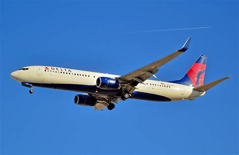 Delta Air Lines Fleet Boeing 737-900ER Details and Pictures