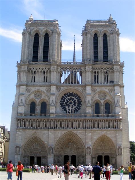 Notre Dame Rooster Back On Paris Cathedral S Spire As Renovation Enters