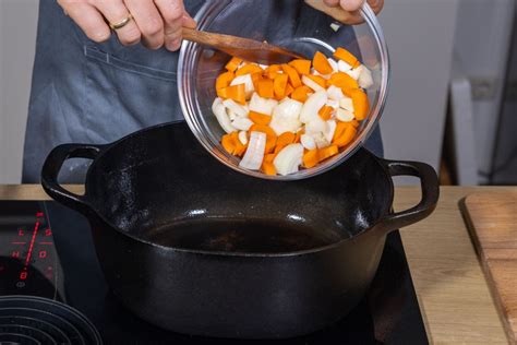 Omas Klassischer Rinderbraten Im Br Ter Rezept