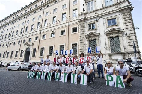 Consulta Stipendi Statali Blocco Illegittimo Ma Non Per Il Passato