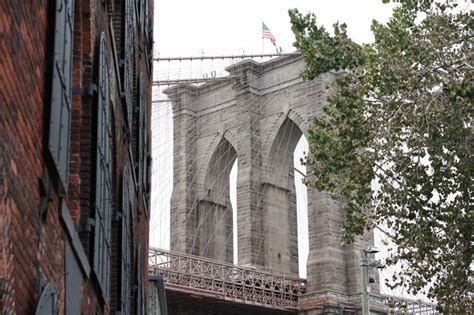 DUMBO & Brooklyn Waterfront Park, New York | CVGO