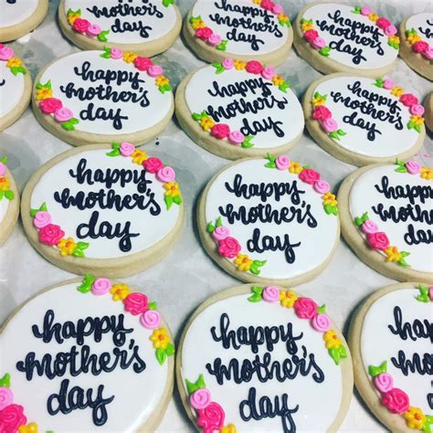 Happy Mother S Day Classic Rounds Hayley Cakes And Cookies Hayley