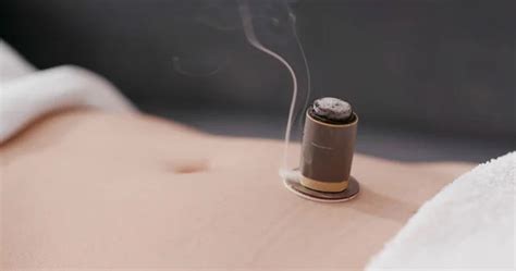 Moxibustion therapy Stock Photos, Royalty Free Moxibustion therapy Images | Depositphotos