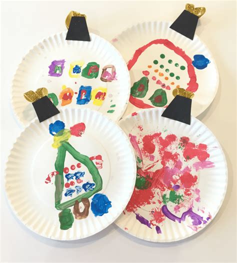 Paper Plate Christmas Ornaments Preschool Christmas Crafts Art