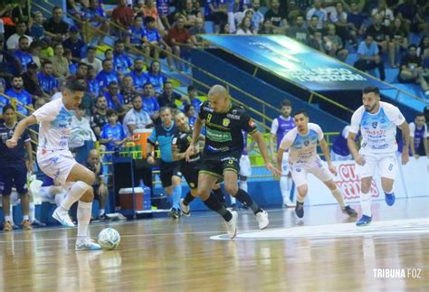 Foz Cataratas Futsal Enfrenta O S O Miguel Neste S Bado Tribuna Foz